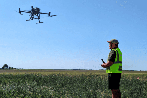 '23 Ag Drones & Sensors Buyer's Guide